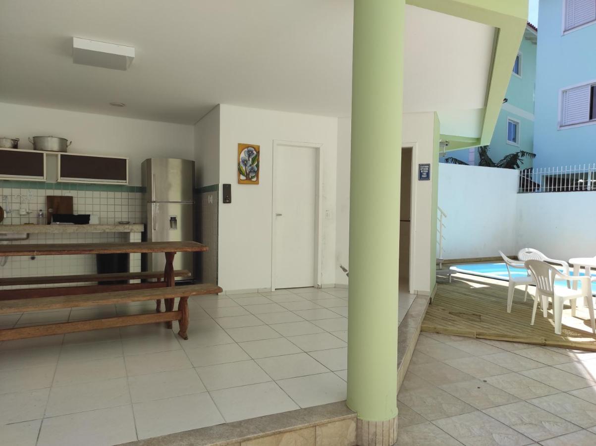 Casa Com 6 Suites E Piscina, A 160M Da Praia Florianópolis Kültér fotó