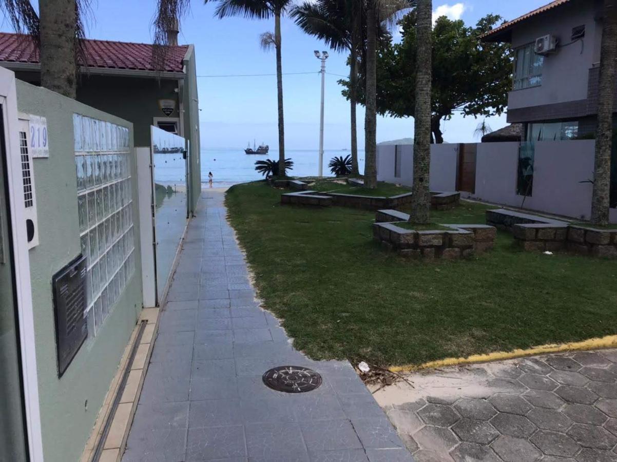 Casa Com 6 Suites E Piscina, A 160M Da Praia Florianópolis Kültér fotó